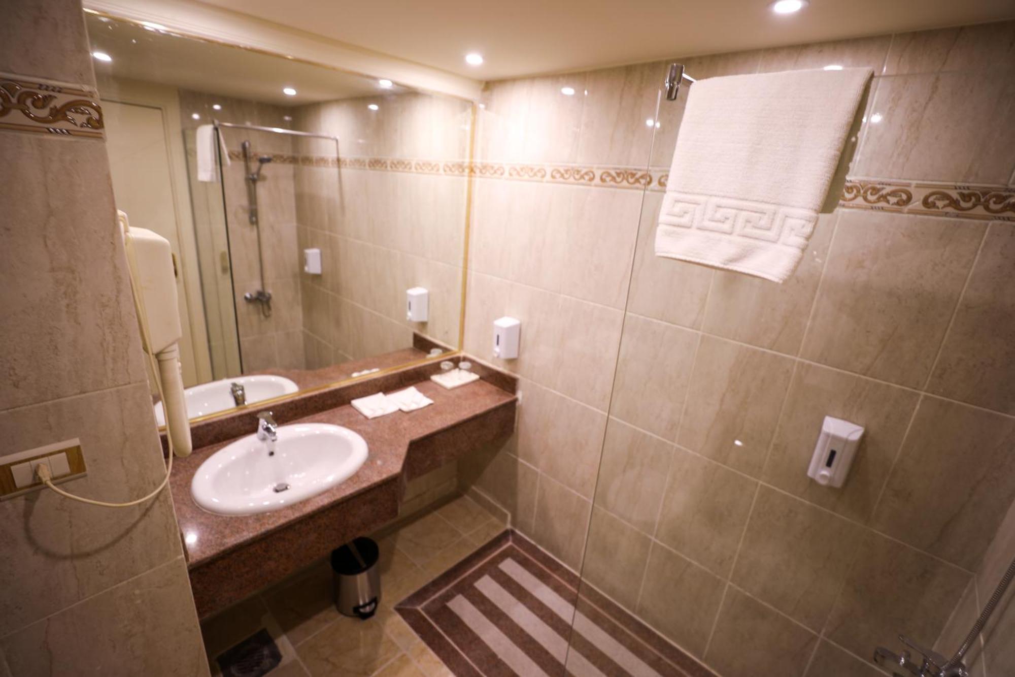 Blend Club Aqua Resort Gurdaka Kültér fotó